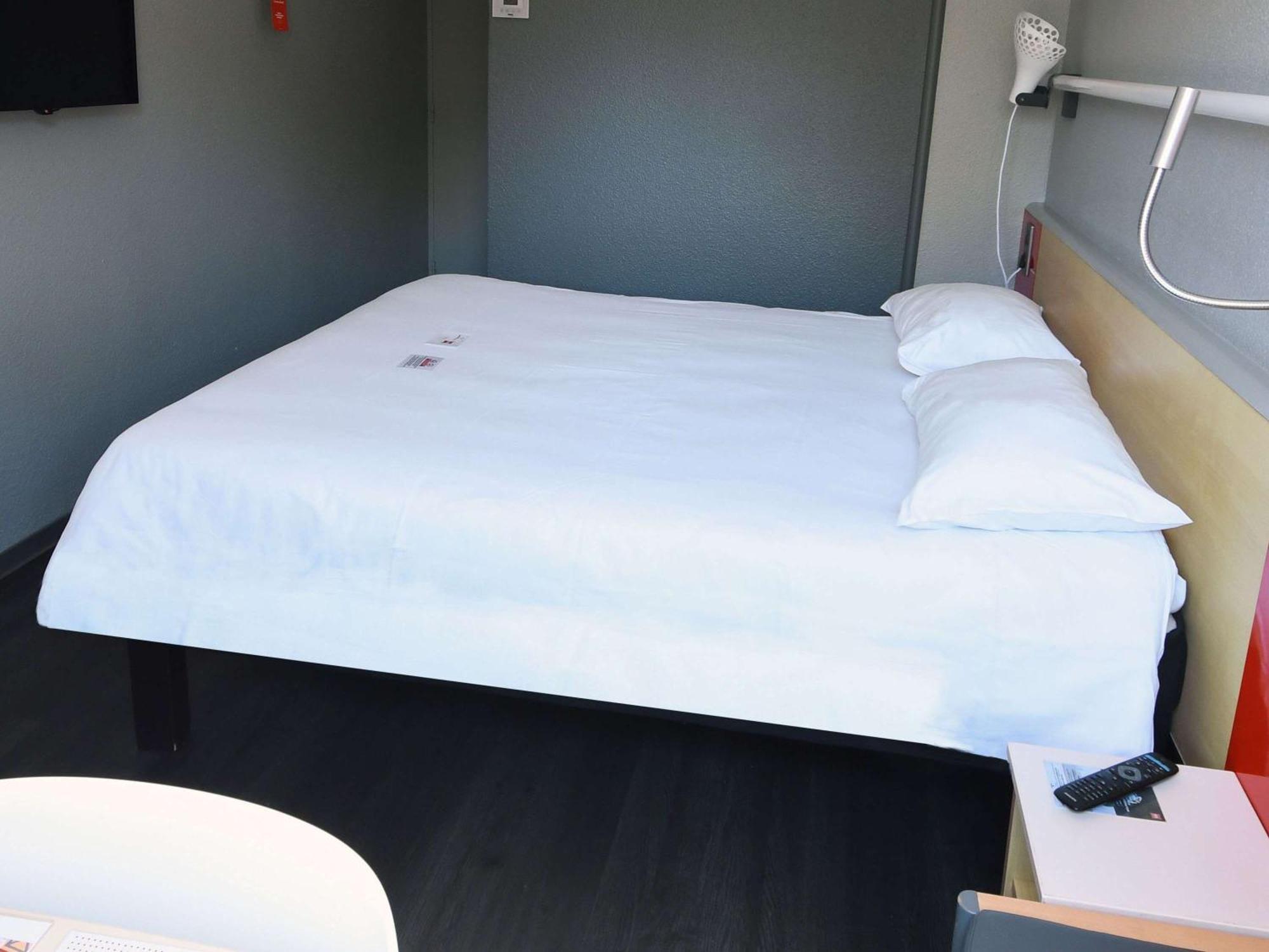 Ibis Saintes Ξενοδοχείο Εξωτερικό φωτογραφία