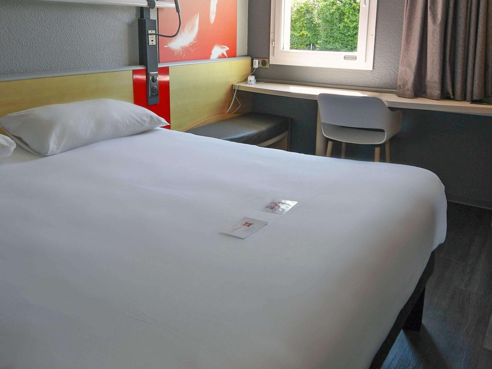Ibis Saintes Ξενοδοχείο Εξωτερικό φωτογραφία