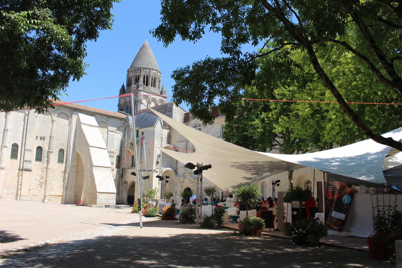 Ibis Saintes Ξενοδοχείο Εξωτερικό φωτογραφία